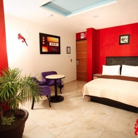 Hotel Leones Puebla Kültér fotó