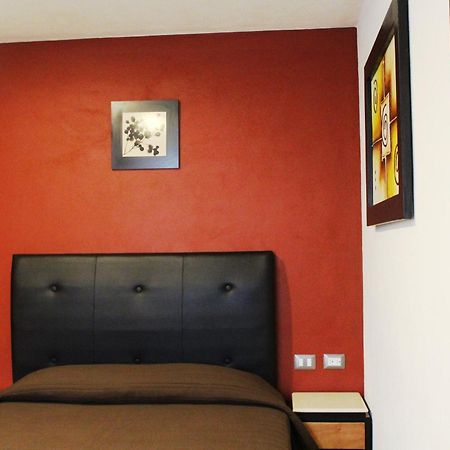 Hotel Leones Puebla Szoba fotó