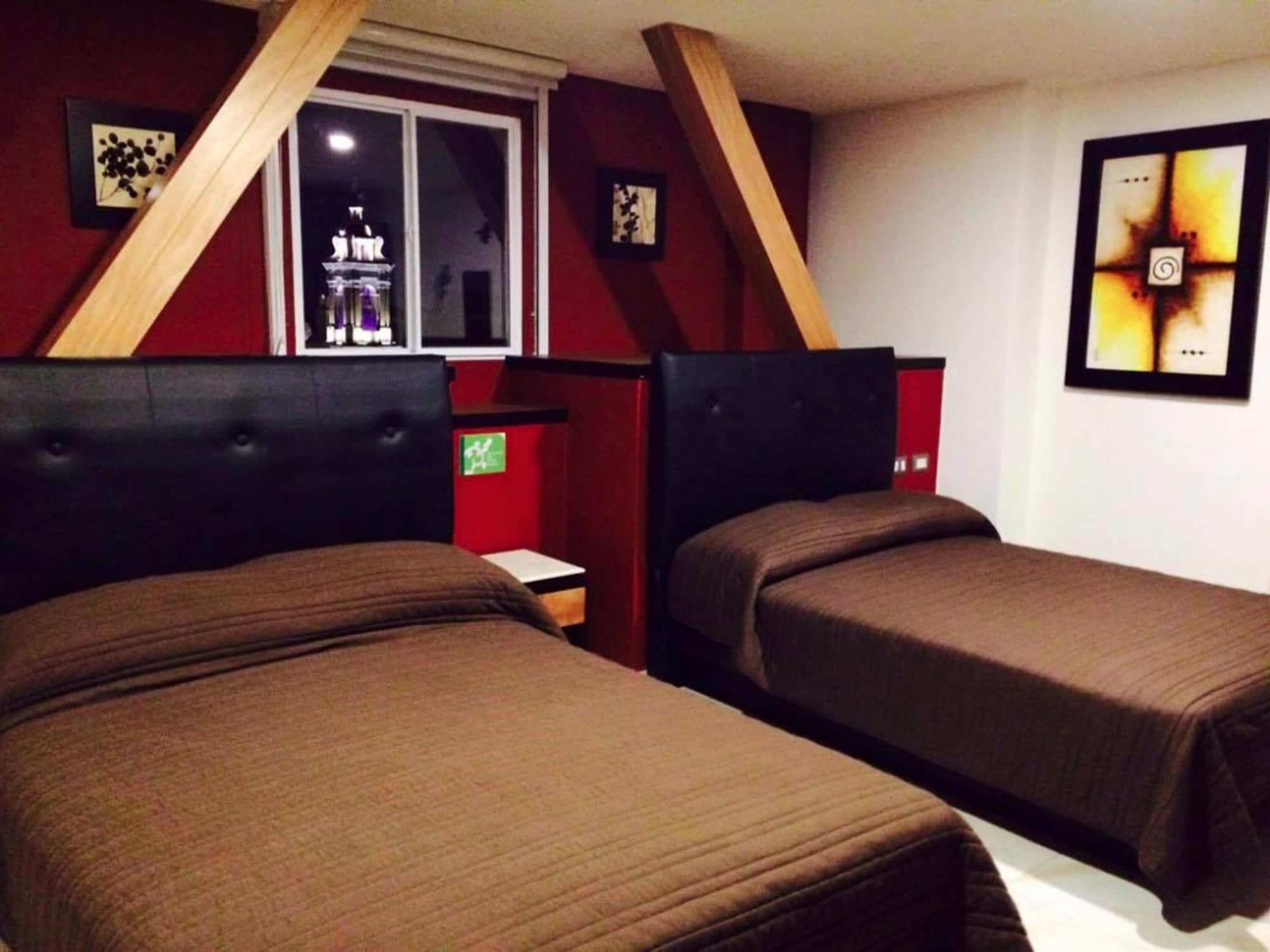 Hotel Leones Puebla Kültér fotó