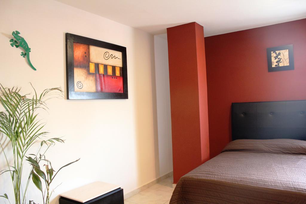 Hotel Leones Puebla Kültér fotó